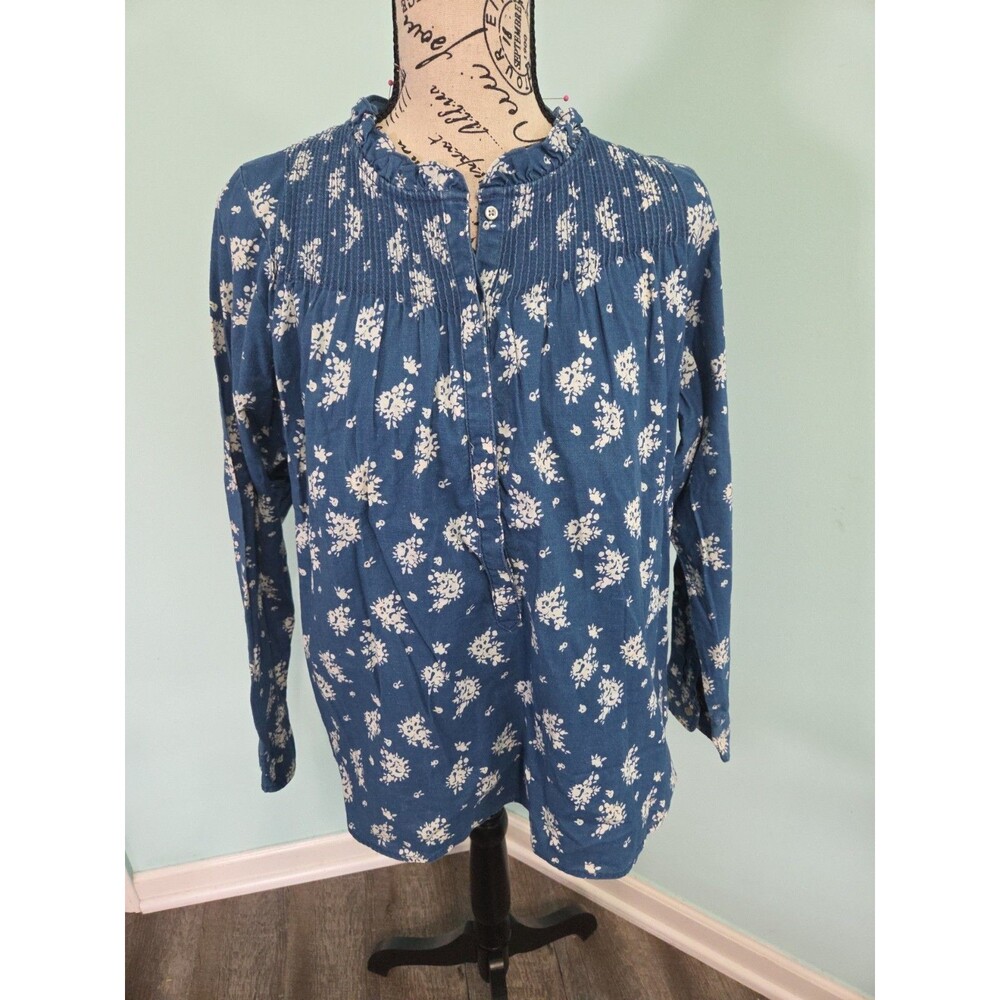 J. Crew Women's 6 Smocked Popover Blouse Ruffle Neck White Floral Indigo Blue ne